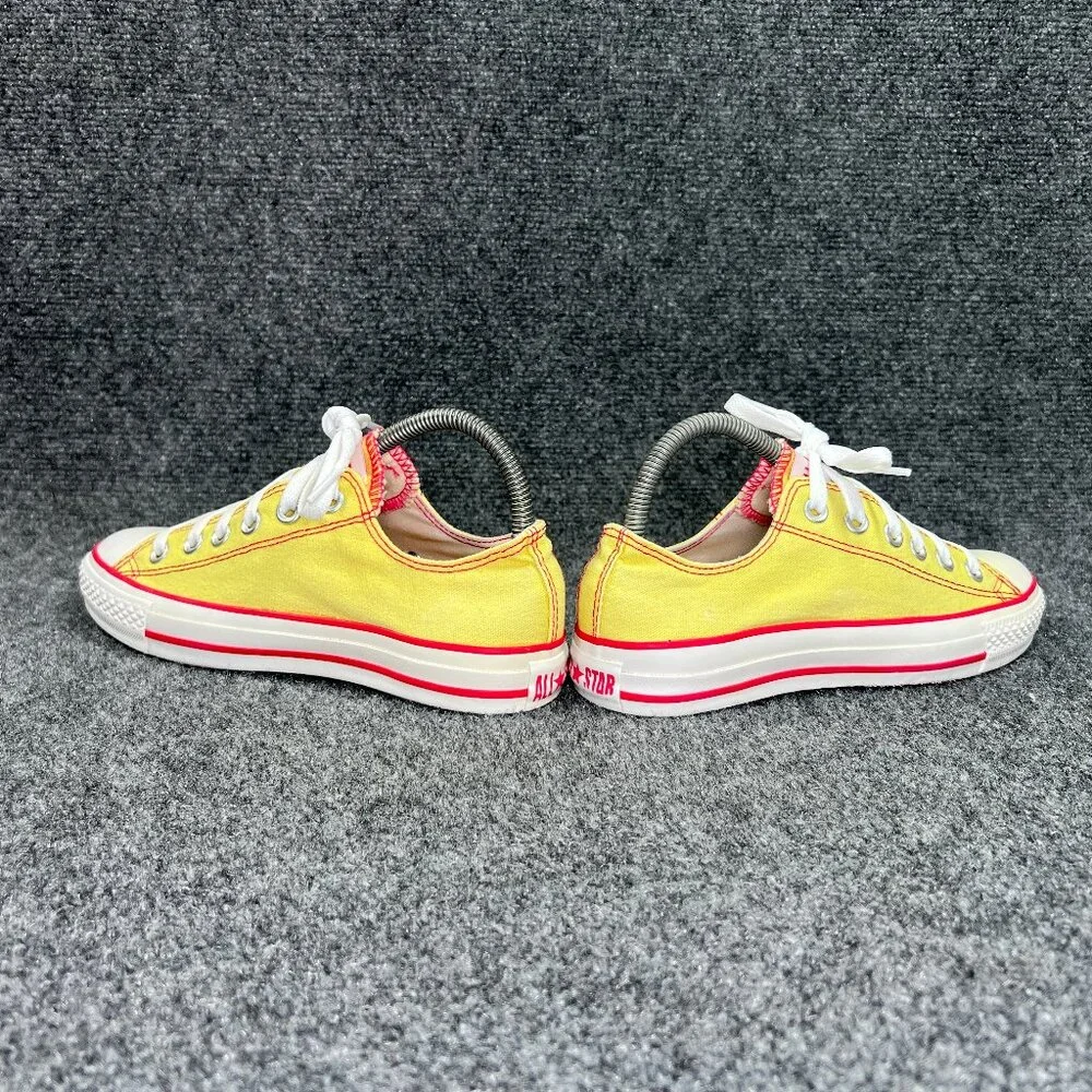 Converse Shoes Women's SIze 7 Yellow Red Canvas Chuck Taylor All Star low‎ Lace
